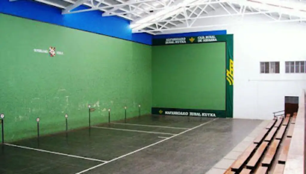 Imagen-de-Fronton-Municipal-de-SUNBILLA-en-Subiza-Navarra